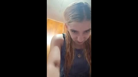 Snapshot of xxjessiebugxx chatting on 06/09/26, 02:12 xxjessiebugxx online show from 06/09/26, 02:12