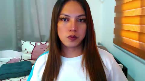 Snapshot of xxjulielovesyouxx chatting on 02/04/26, 12:38 July online show from 02/04/26, 12:38