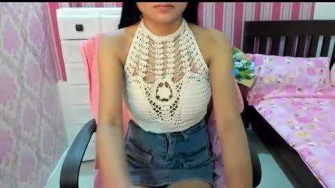 Snapshot of xxkayjeanxx chatting on 03/15/26, 10:27 Aya online show from 03/15/26, 10:27