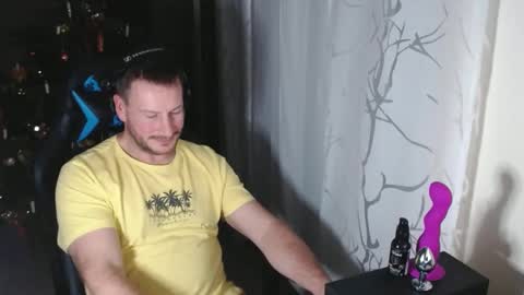 Snapshot of xxmettexx chatting on 01/03/25, 09:36 xxmettexx online show from 01/03/25, 09:36