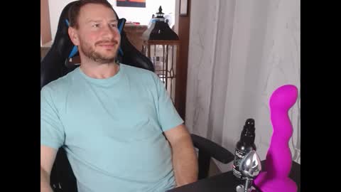 Snapshot of xxmettexx chatting on 01/25/25, 02:03 xxmettexx online show from 01/25/25, 02:03