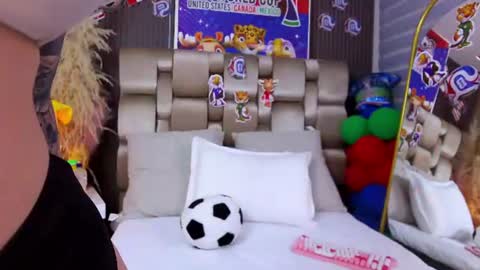 Milena online show from 07/09/26, 12:20