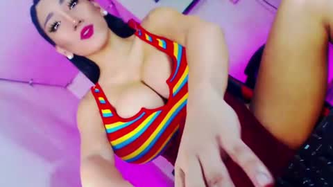 Jasmine online show from 07/14/26, 10:32