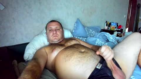 Snapshot of xxrojxx chatting on 12/11/24, 10:36 roki-- -- online show from 12/11/24, 10:36