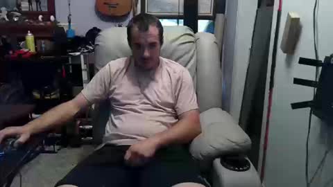 Snapshot of xxscubastevexxx chatting on 11/03/25, 04:30 xxScubaStevexx online show from 11/03/25, 04:30