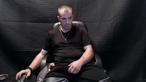 Snapshot of xxscubastevexxx chatting on 11/18/25, 09:58 xxScubaStevexx online show from 11/18/25, 09:58