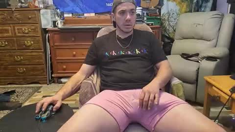 Snapshot of xxscubastevexxx chatting on 01/13/26, 01:27 xxScubaStevexx online show from 01/13/26, 01:27