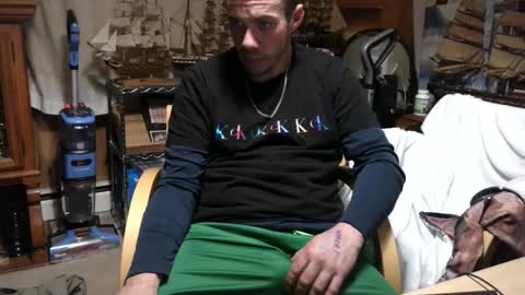 Snapshot of xxscubastevexxx chatting on 02/12/26, 05:24 xxScubaStevexx online show from 02/12/26, 05:24