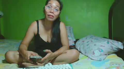 xxsexypinayxx online show from 02/11/25, 07:48