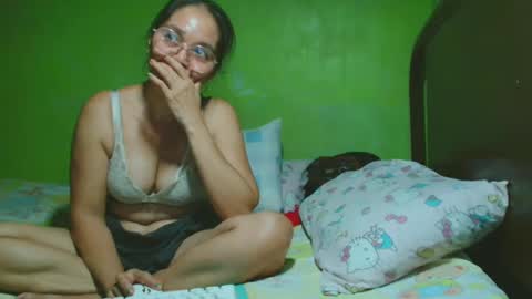 xxsexypinayxx online show from 02/15/25, 08:22