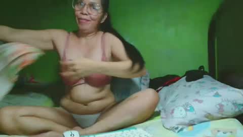 xxsexypinayxx online show from 02/18/25, 07:54
