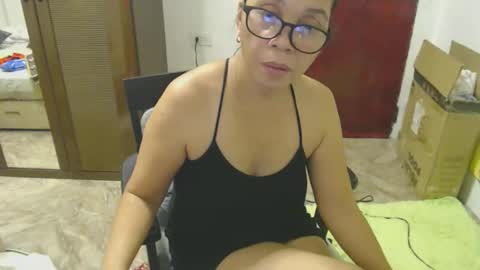 Snapshot of xxsexypinayxx chatting on 06/03/26, 09:09 xxsexypinayxx online show from 06/03/26, 09:09