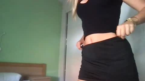 Sweet Luna online show from 07/30/26, 03:44