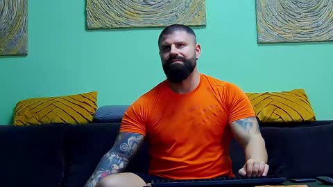 Xtream Leonard online show from 11/26/25, 10:05