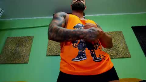 Xtream Leonard online show from 06/10/26, 01:43