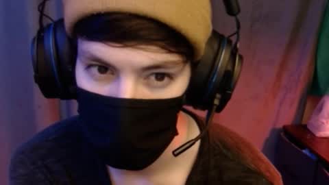 Snapshot of xxwhitefoxx chatting on 10/10/25, 03:38 David Fox online show from 10/10/25, 03:38