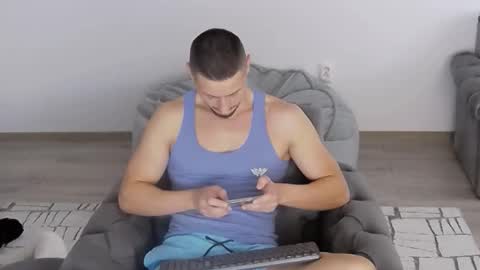 Snapshot of xxx_alejandro chatting on 11/11/25, 10:37 xxx_alejandro online show from 11/11/25, 10:37