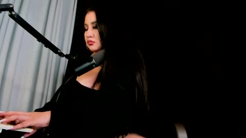 Snapshot of xxx_madamme chatting on 05/14/26, 03:02 Mistress Scarlet Igmiss scarlet978 online show from 05/14/26, 03:02