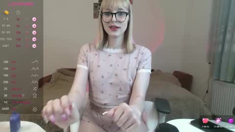 Pretty online show from 12/02/24, 06:54