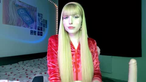 Pretty online show from 02/14/25, 09:43