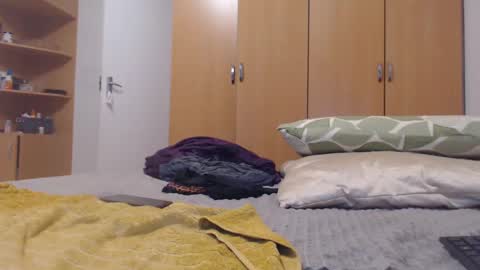 Ayanda online show from 02/07/25, 07:38