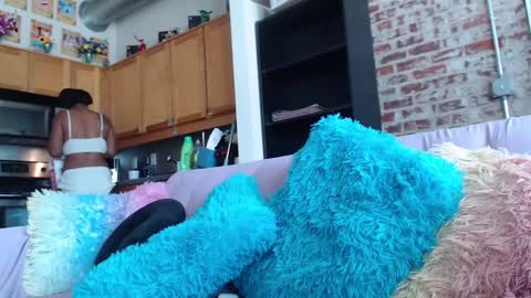 Danielle online show from 09/23/25, 07:39