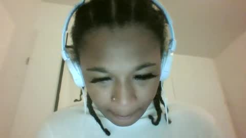 Snapshot of xxxdanidoomsdayxxx chatting on 06/13/26, 09:51 Danielle online show from 06/13/26, 09:51