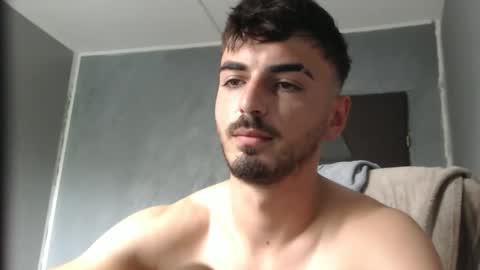 Snapshot of xxxdonpuiuuxxx chatting on 10/09/25, 10:24 xxxdonpuiuuxxx online show from 10/09/25, 10:24