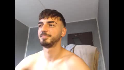 Snapshot of xxxdonpuiuuxxx chatting on 10/10/25, 08:13 xxxdonpuiuuxxx online show from 10/10/25, 08:13