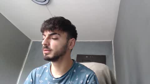 Snapshot of xxxdonpuiuuxxx chatting on 10/26/25, 07:03 xxxdonpuiuuxxx online show from 10/26/25, 07:03