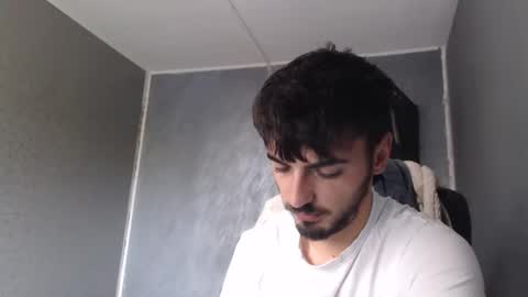 Snapshot of xxxdonpuiuuxxx chatting on 11/04/25, 07:51 xxxdonpuiuuxxx online show from 11/04/25, 07:51