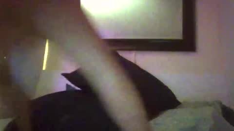 Snapshot of xxxelentdick chatting on 11/01/25, 01:46 deeeeznutz online show from 11/01/25, 01:46