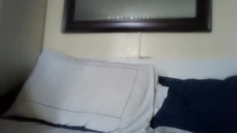 Snapshot of xxxelentdick chatting on 11/11/25, 08:42 deeeeznutz online show from 11/11/25, 08:42