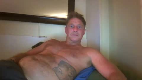 Snapshot of xxxelentdick chatting on 07/22/26, 05:54 deeeeznutz online show from 07/22/26, 05:54