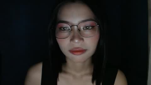 Snapshot of xxxforyouonlyxxx chatting on 02/25/26, 11:42 inday pinay online show from 02/25/26, 11:42