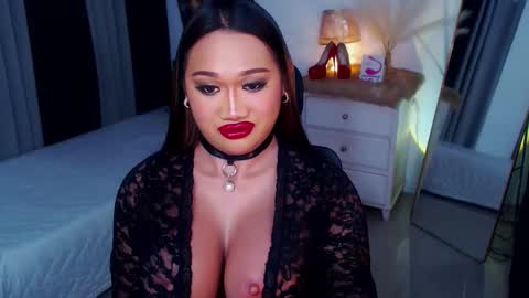 OLIVIA online show from 03/07/25, 05:06