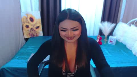 OLIVIA online show from 05/02/26, 06:02
