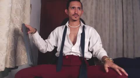 Snapshot of xxxhome_alonexxx chatting on 10/02/25, 07:43 Kev online show from 10/02/25, 07:43