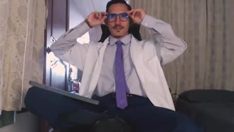 Snapshot of xxxhome_alonexxx chatting on 10/23/25, 07:56 Kev online show from 10/23/25, 07:56