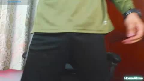 Snapshot of xxxhome_alonexxx chatting on 06/17/26, 07:48 Kev online show from 06/17/26, 07:48