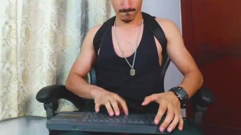 Snapshot of xxxhome_alonexxx chatting on 07/02/26, 07:53 Kev online show from 07/02/26, 07:53