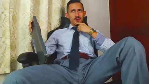 Snapshot of xxxhome_alonexxx chatting on 07/10/26, 07:38 Kev online show from 07/10/26, 07:38