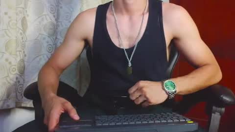 Snapshot of xxxhome_alonexxx chatting on 07/21/26, 07:49 Kev online show from 07/21/26, 07:49