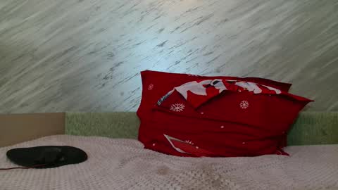Snapshot of xxxlola_ chatting on 12/17/24, 06:13 Lola online show from 12/17/24, 06:13