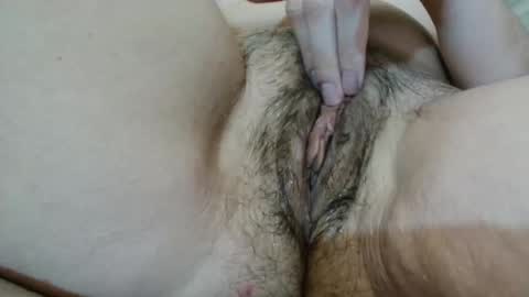 Snapshot of xxxlola_ chatting on 12/29/24, 02:31 Lola online show from 12/29/24, 02:31