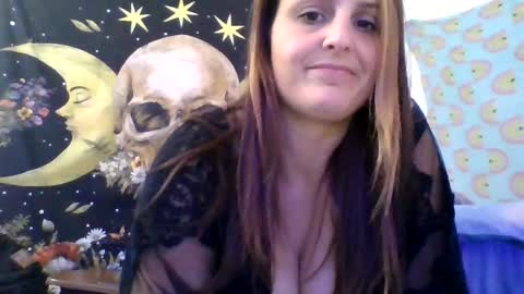 Misti online show from 10/11/25, 05:28