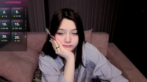Snapshot of xxxnaughtyfoxxx chatting on 04/10/26, 09:14 foxy online show from 04/10/26, 09:14