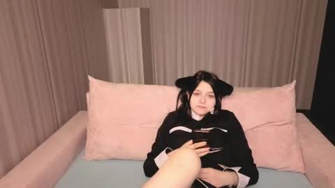 Snapshot of xxxnaughtyfoxxx chatting on 04/14/26, 10:10 foxy online show from 04/14/26, 10:10