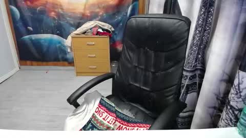 Snapshot of xxxnewlywedsxxx chatting on 10/01/25, 08:59 Lana online show from 10/01/25, 08:59