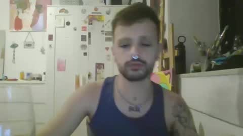 Snapshot of xxxpietro1903 chatting on 10/27/25, 03:32 xxxpietro1903 online show from 10/27/25, 03:32